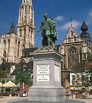 Бельгия, иммиграция, памятник Рубенсу